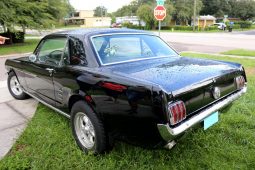 Ford Mustang 1966 Coupe Elvira schwarz voll