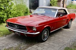 1967 Ford Mustang Cabrio Rot/Rot voll